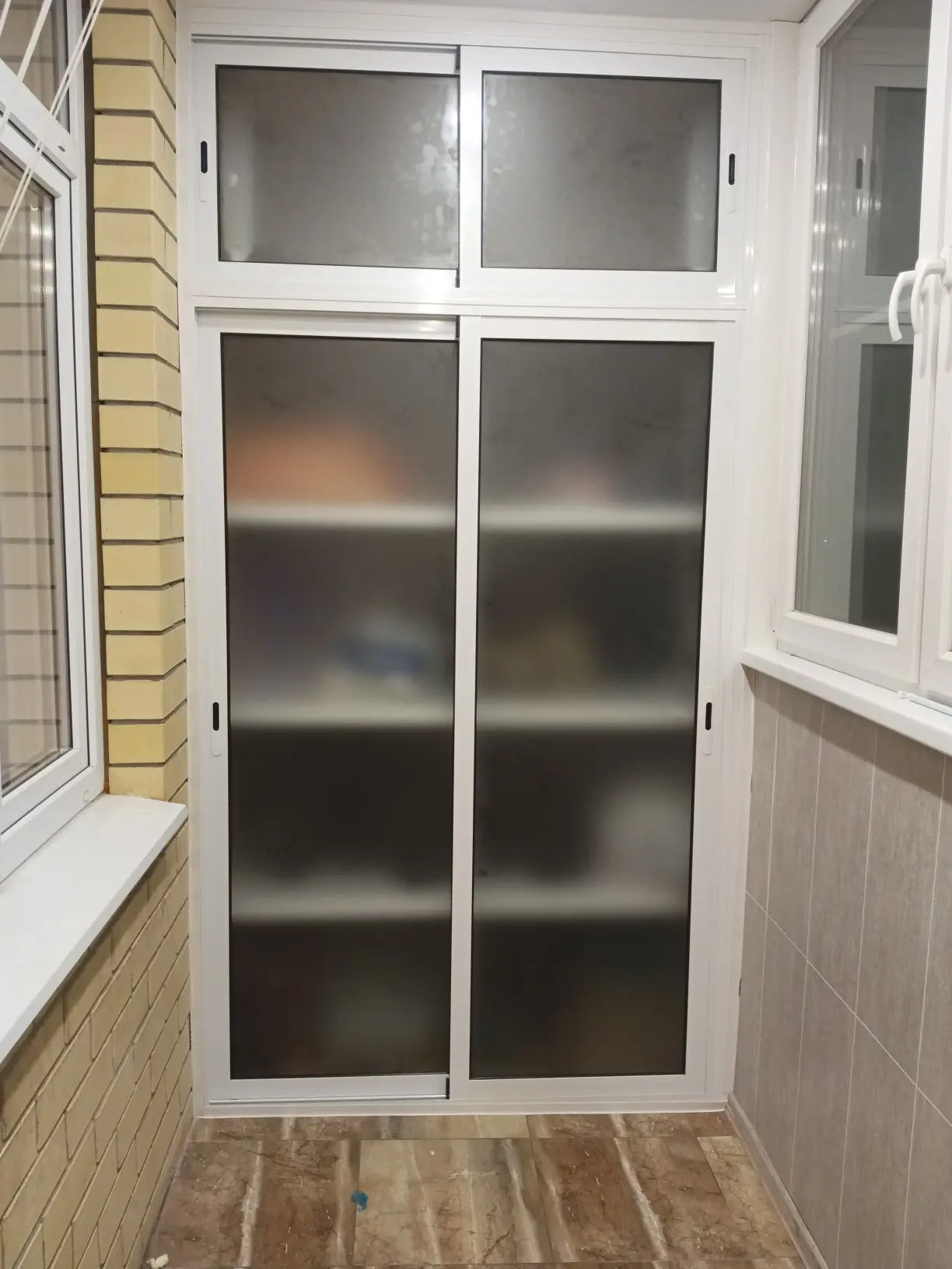 i